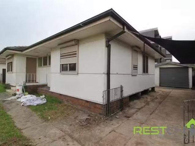 207 Hoxton Park Road, Cartwright, NSW 2168