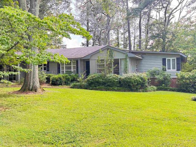 207 Iris Drive