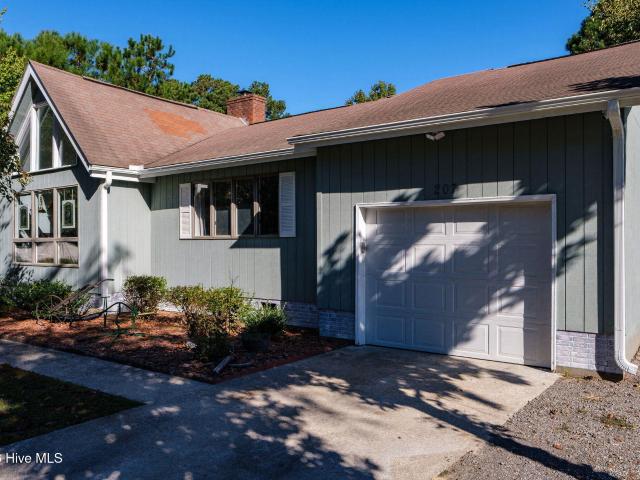 207 Oak Ridge Drive
