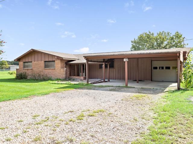 207 N Carter Road