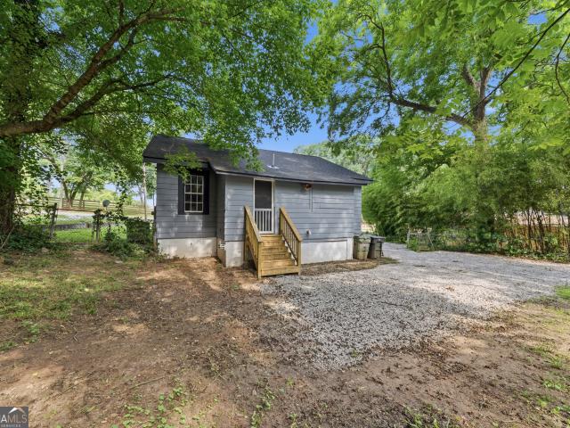 207 N Laurel Avenue