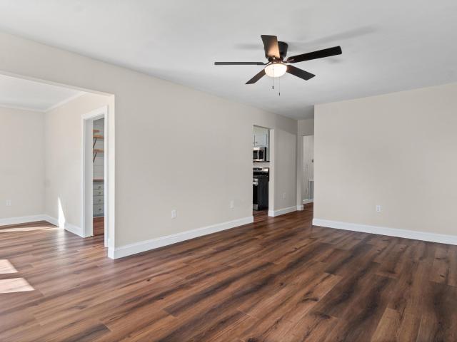 207 N. Sowell St