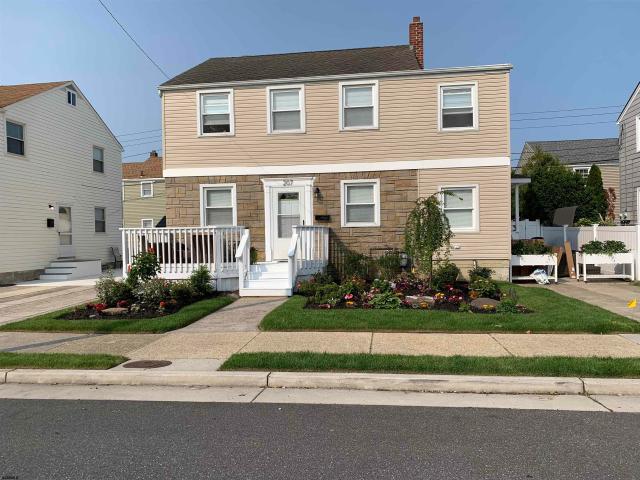 207 North Harding Ave, 2 beds, 1 full bath