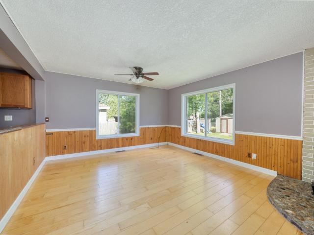 207 NE 7th Street