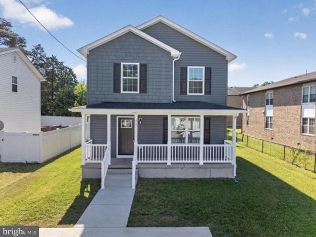 207 S Loudoun St, Strasburg, VA 22657