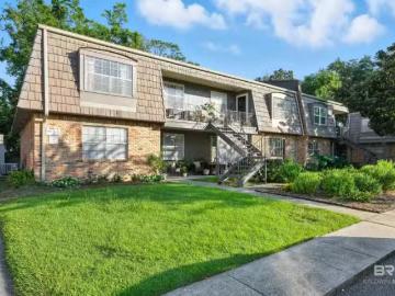 207 S MOBILE ST APT 215, FAIRHOPE, AL 36532