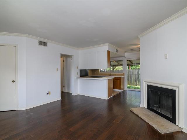 207 Settlers Park Drive