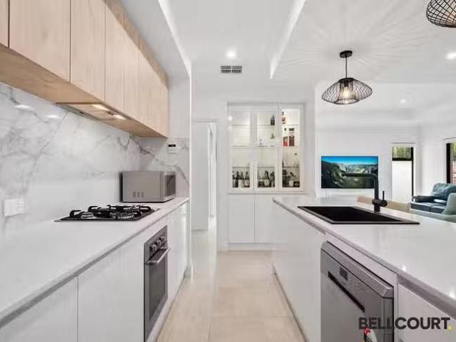 207 Shaftesbury Avenue, Bedford, WA 6052