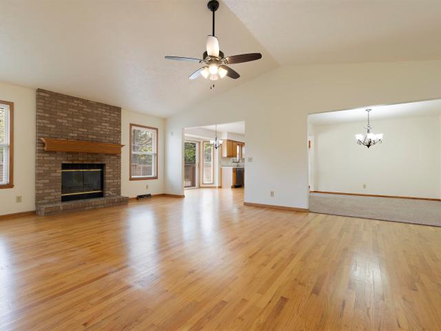 207 Sherman Lane