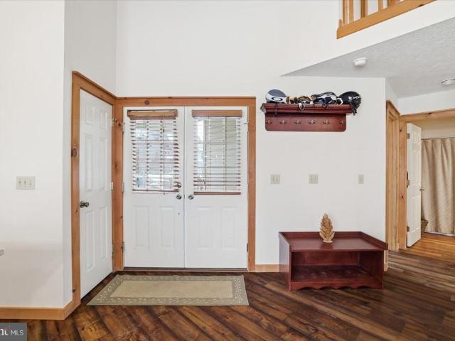 207 Sycamore Court