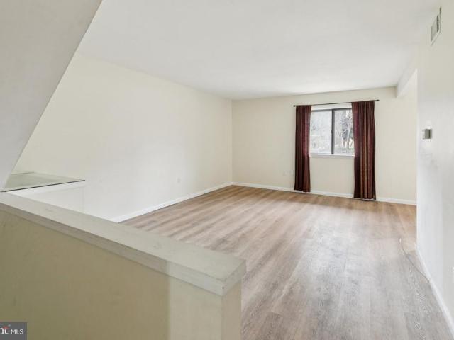207 Painters Crossing