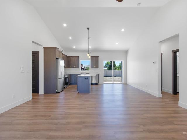 207 W First St