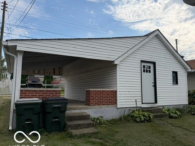 207 W Second Street