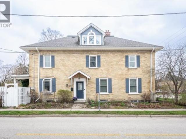 207 Waterloo Street N, Cambridge, ON, N3H 1N1 house for sale | Listing ID 40862 | Royal LePage