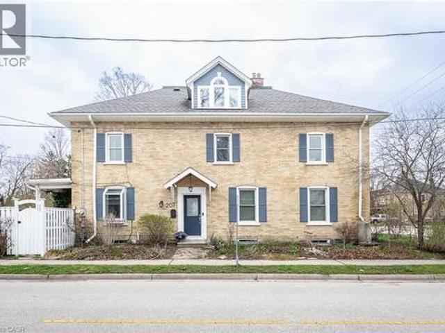 207 Waterloo Street N, Cambridge, ON, N3H 1N1 house for sale | Listing ID 40864 | Royal LePage