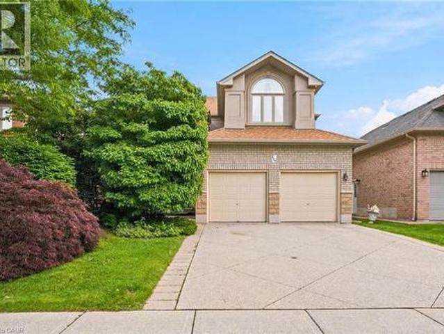 207 Valridge Drive, Ancaster, ON, L9G 4Y4 house for sale | Listing ID 40867 | Royal LePage