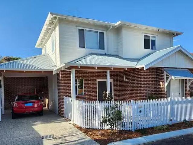 207A Sixth Avenue, Inglewood, WA 6052