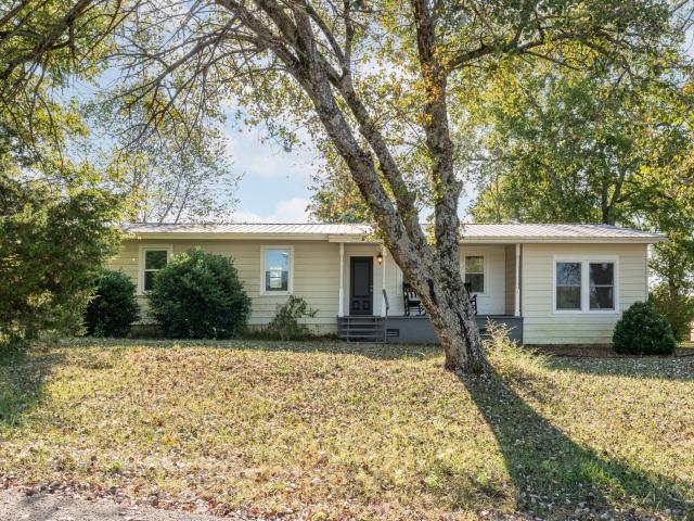 2084 Center Point Rd