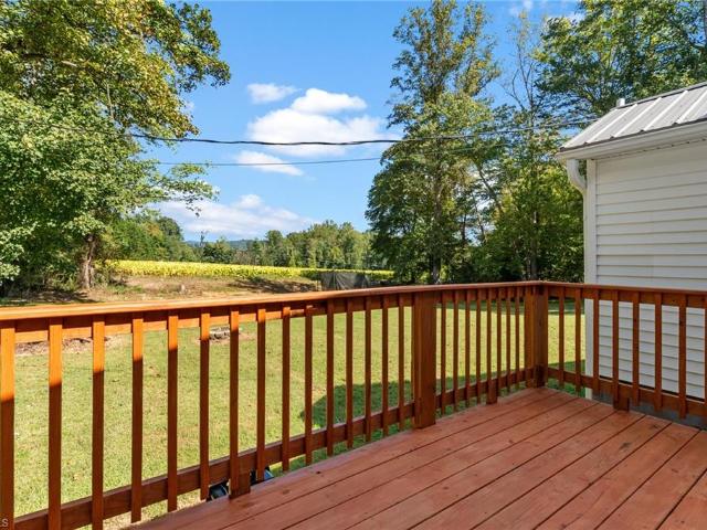 2084 Thurmond Road