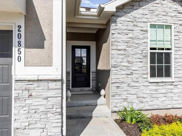 20850 W 190th Place