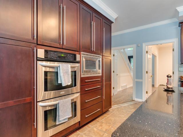 2085 deerwoods cv