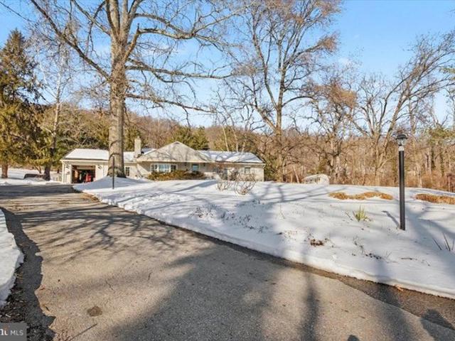 2085 Yellow Springs Rd, Malvern, PA 19355