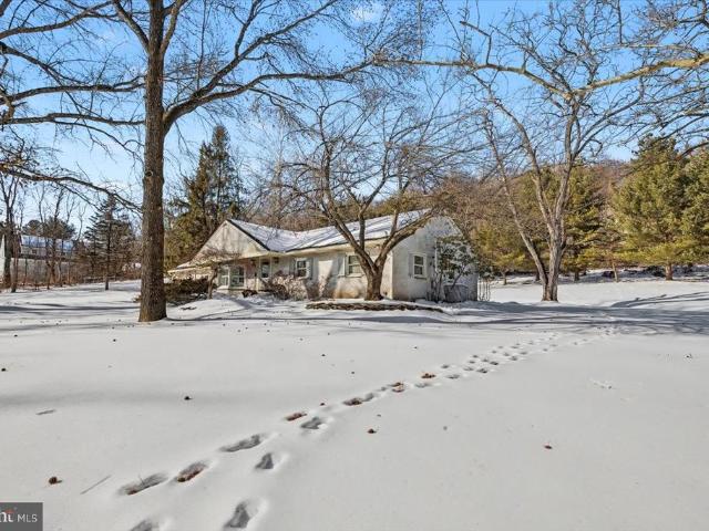 2085 Yellow Springs Road