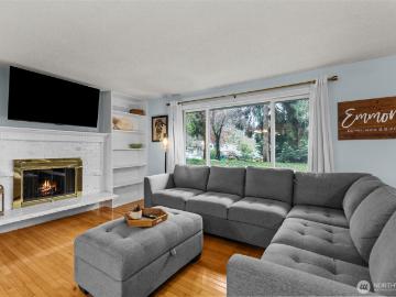 2080 rd Ave W, Lynnwood, WA 98036 | MLS #2501