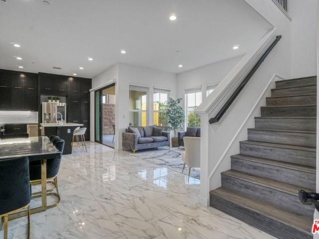 20818 W Bur Oak Circle