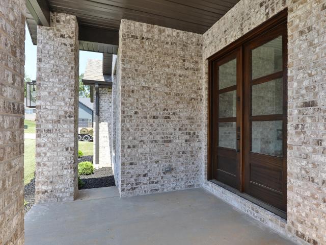 2082 N Unbridled Court