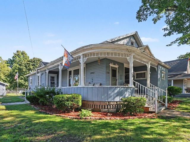 2082 Torrent Street