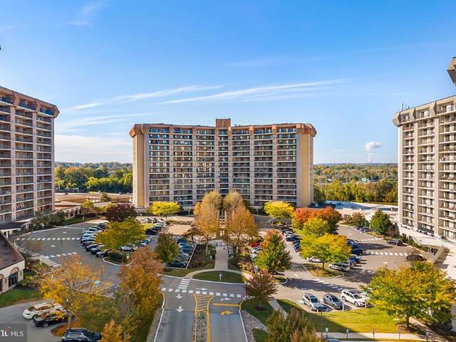 20838 Valley Forge Circle # 838