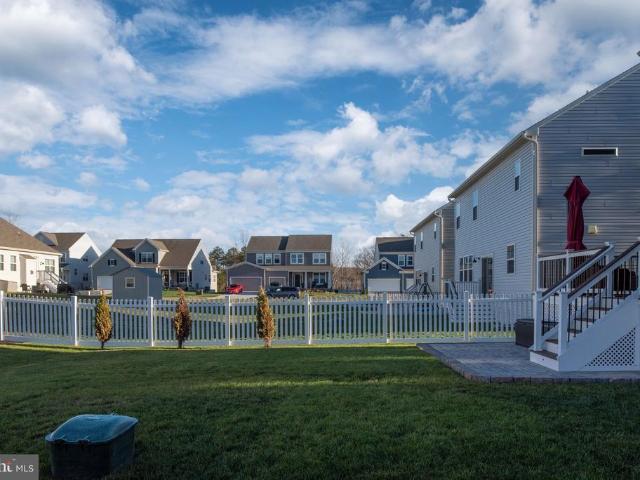 2083 Armstrong Terrace