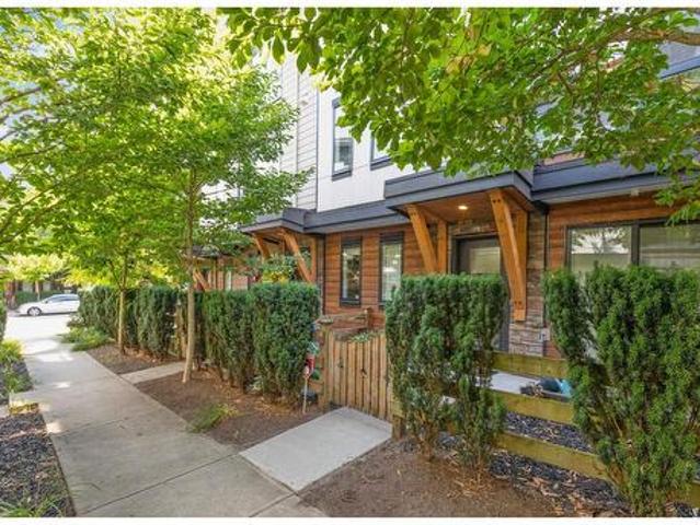 208 1648 Avenue, Surrey, BC, V3S 6X6 house for sale | Listing ID R3169 | Royal LePage