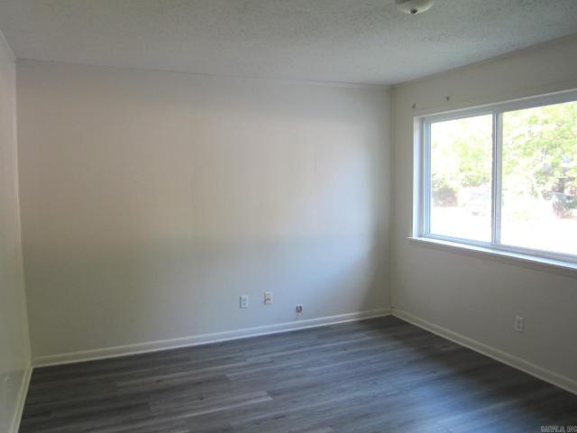 208 210 Smart Street