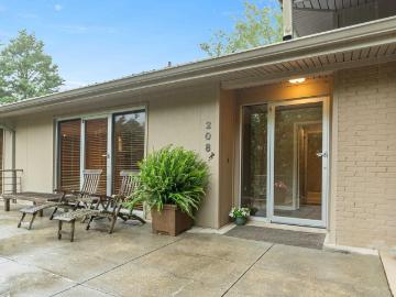 208 Alpine Circle