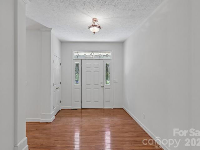 208 Arbor Lane