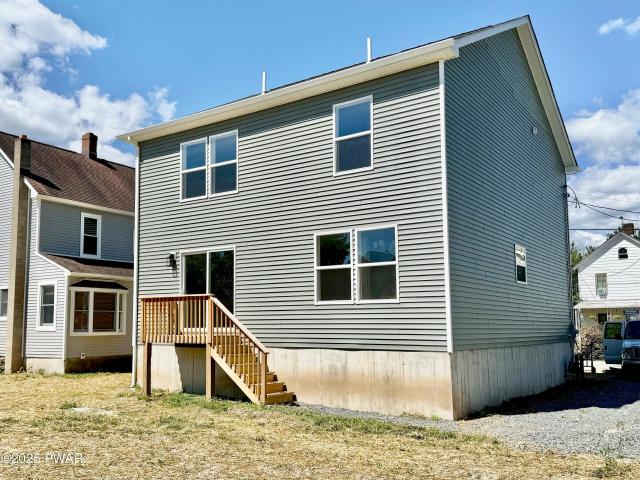 208 Ave I