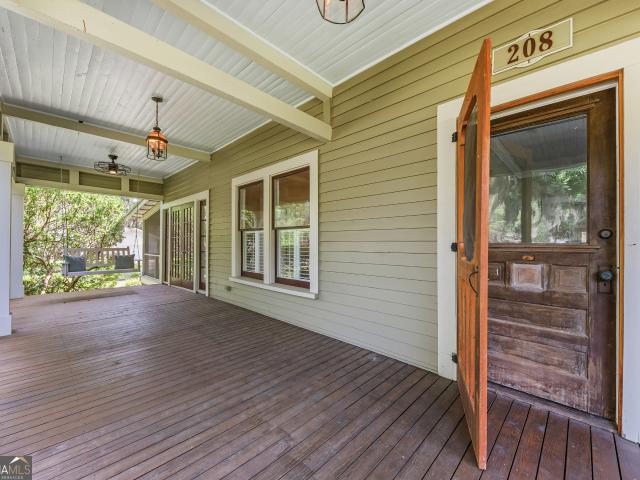 208 Bartlett Street