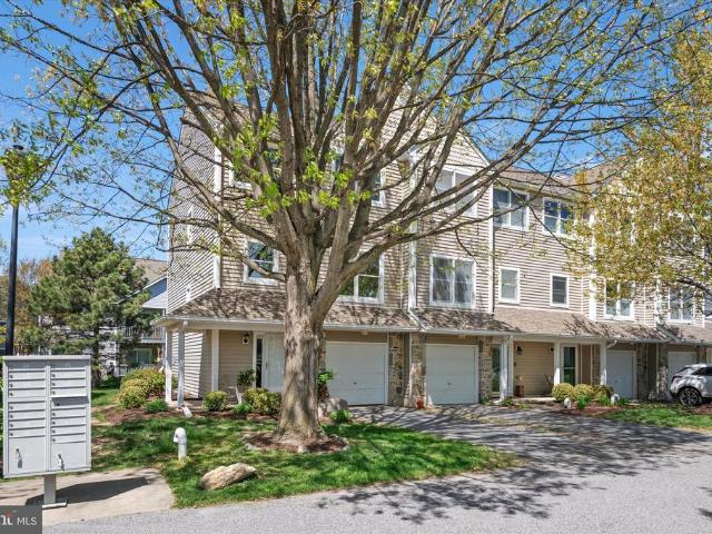 208 Blenny Lane