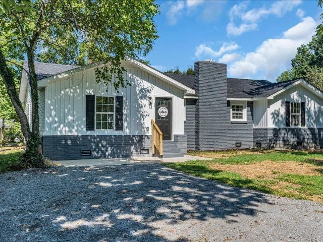 208 Bragg Cir