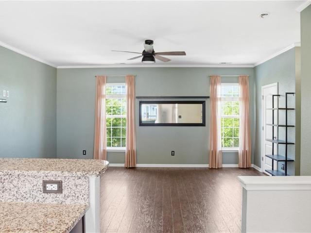 208 Breccia LN