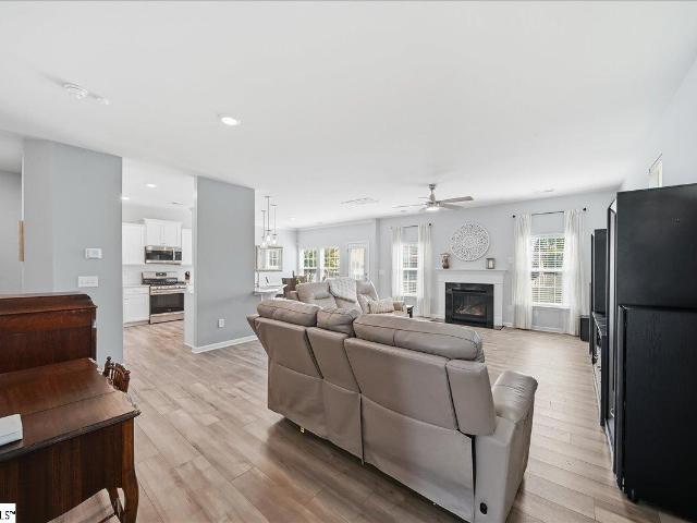 208 Grassy Creek Way