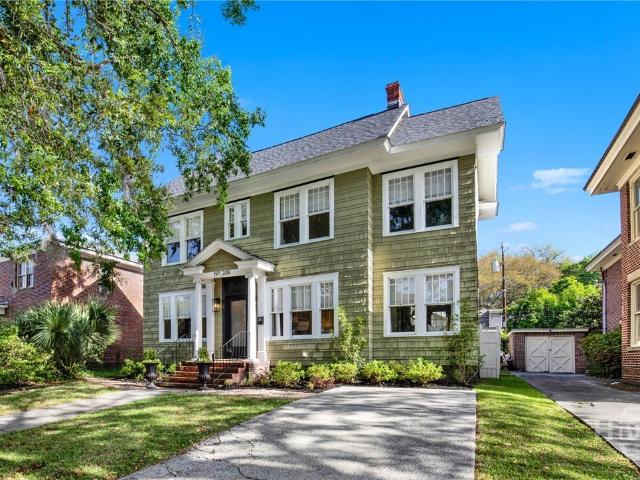 208 E 48th Street