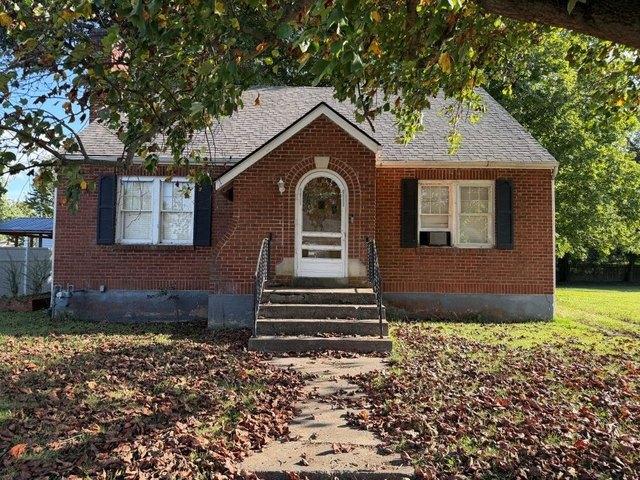 208 E Third St, Perryville, KY 40468
