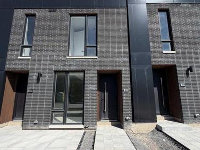 208 Ellis Avenue, St. Catharines, ON, L2P 0H2 townhouse for lease | Listing ID X13809 | Royal LePage