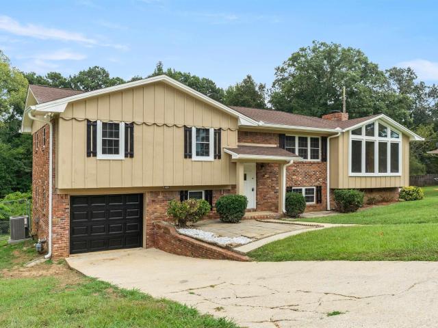 208 Forest Lane Drive