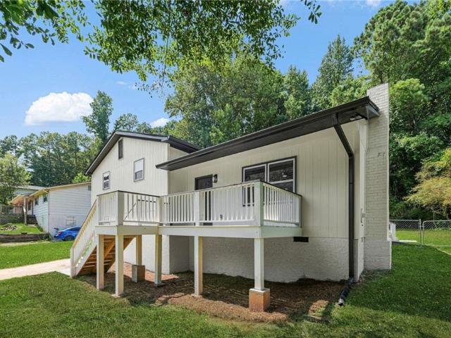 208 Hardy Way