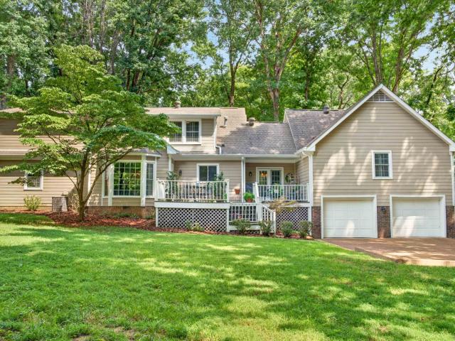 208 Hidden Lake Rd