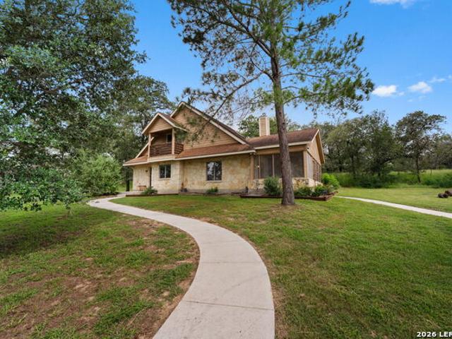 208 Oak Bend Dr